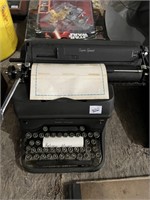 Smith - Corona Model 1-2 A Office Typewritter