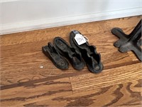 3 Vintage Cast Iron Shoe Cobbler Molds