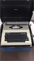 Underwood electric 565 Typewriter- comes on