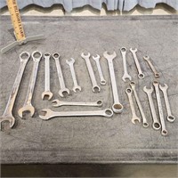 S2 18pc Assortment of Wrenches (not a set)