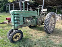 1945 John Deere B (NON RUNNING)