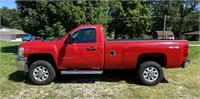 2011 Chevrolet Silverado 2500 4WD Truck