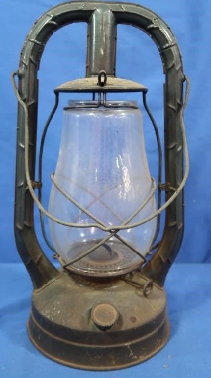 Antique Dietz Monarch Oil Lamp