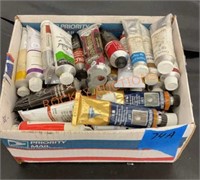 Box of mixed oil paints
