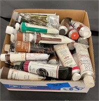 Box of mixed oil paints