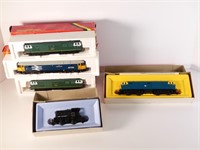 4 HORNBY DIESEL ENGINES W/SHUNTER