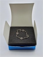 Delicate Avon Bracelet w original box