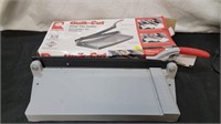 VINYL TILE QUICK CUTTER IN THE BOX