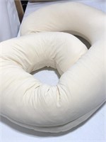 PREGNANCY PILLOW