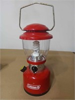 COLEMAN LANTERN BATTERY OPERATED WITH 12 V CHARGER