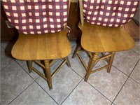 Pair of counter stools with rooster cushins