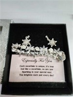 Snowflake Earrings & Bracelet w/Gift Box