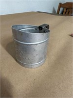 FOLEY MADE IN USA FLOUR SIFTER