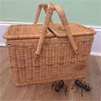 Picnic Basket with Metal Ants