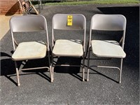 3 Samonsite Folding Chairs