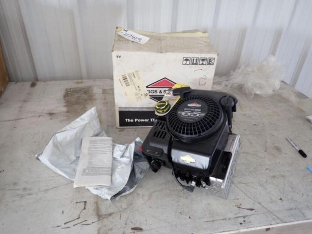 UNUSED Briggs & Stratton 6.5 HP Engine