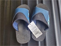 Zac & Evan 11/12 boys sandals