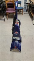 NICE BISSELL CARPET CLEANER