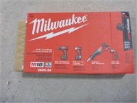 UNUSED Milwaukee M18 Cordless 4 Tool Combo Kit