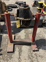 EATON REAREND PARTS & STAND