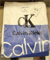 NEW Qty. 2 Calvin Klein T-Shirt Size M