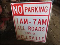 NO PARKING SIGN TOWN OF WELLSVILLE 30X36