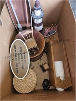 Box lot of wooden items
