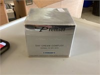 Premier Day Cream Complex**