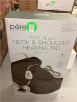 Neck & shoulder heating pad