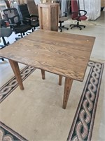 12' Extendable dining table with leaf holder