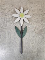 Poly wood flower for flowerbed (gray)