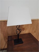 Desk lamp with shade