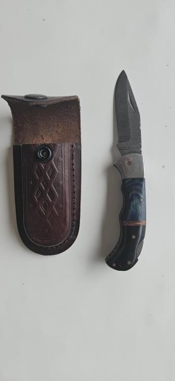 Nice Damascus Blade foldable hunting knife w/