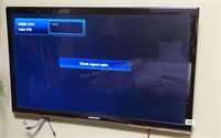 40" Samsung TV w/Remote