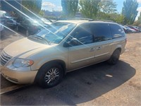 2006 CHRYSLER TOWN AND COUNTRY