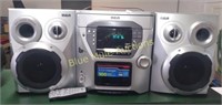 RCA FM radio CD cassette player working w/rremote