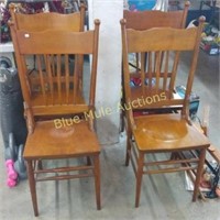 4 matching wood chairs -38.5" tall
