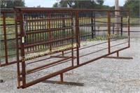 24' HD CATTLE PANEL WITH 7'10" GATE