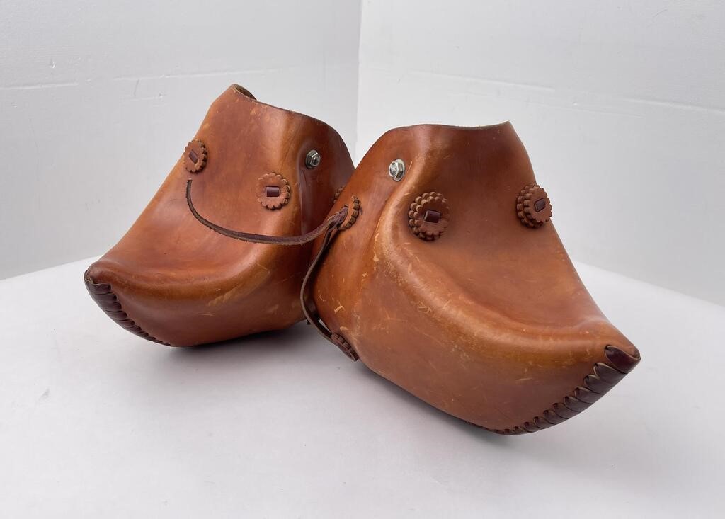 Leather Bull Nose Cowboy Saddle Tapaderos