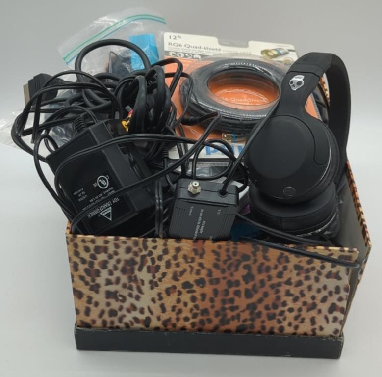 (JL) Electronic Cables, Headphones, Microphone,