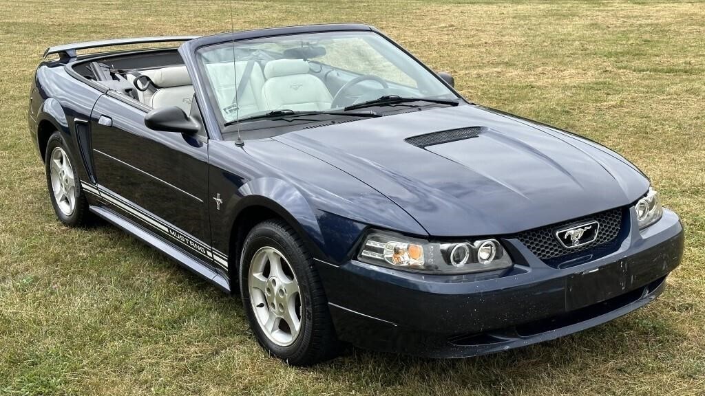 2001 Ford Mustang Deluxe Convertible