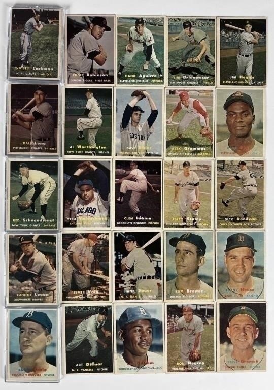1957 Topps Baseball Cards- EX- EX+