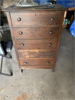 5 Drawer Wooden Chest of Drawers