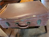 Leather Hartmann Knocabout Suitcase