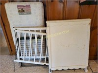 Vintage White Crib