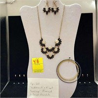 4 pc Complimentary jewelry