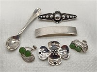 VINTAGE SILVER JEWELRY GROUP