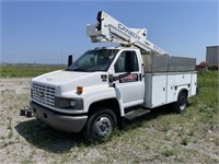 2005 GMC C4500 Bucket Truck w/Versalift 42' Bucket