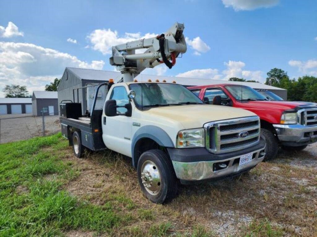 2006 Altec Bucket Truck- SEE NOTES ON CONDITION