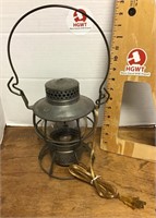 Dressel electrified oil lantern